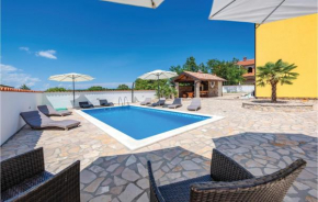 4 Bedroom Stunning Home In Labin